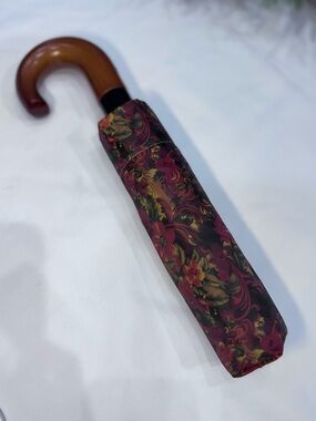 Patricia Nash Magliano Push button Umbrella